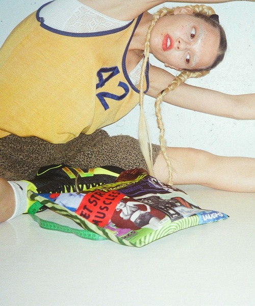HEY!MrsROSE(ヘイミセスローズ)の「HEY! Mrs ROSE(ヘイ!ミセスローズ)Exercise Tote(トートバッグ・レディース・イエロー/ピンク・FREE)」の4枚目の写真