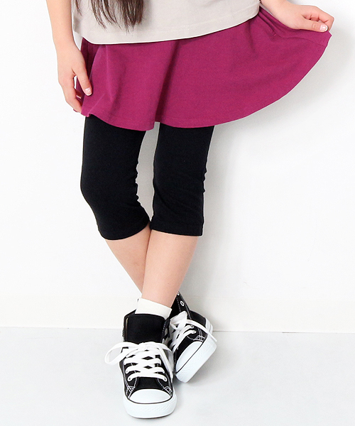 devirock(デビロック)の「全14柄 ポケット付6分丈レギンス付フレアスカート スカッツ スカート付レギンス(スカート・キッズ・ブラック/ストライプ/カモフラージュ/パープル/ピンク/ヘザーチャコール/ブルー系その他2/チャコールグレー×ブラック/杢グレー/ブルー系その他/ターコイズブルー/グリーン系その他/ネイビー/ライトイエロー/ブラック系その他/レッド系その他/パープル系その他・90cm/100cm/160cm/150cm/110cm/140cm/130cm/120cm)」の13枚目の写真