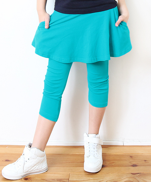 devirock(デビロック)の「全14柄 ポケット付6分丈レギンス付フレアスカート スカッツ スカート付レギンス(スカート・キッズ・ブラック/ストライプ/カモフラージュ/パープル/ピンク/ヘザーチャコール/ブルー系その他2/チャコールグレー×ブラック/杢グレー/ブルー系その他/ターコイズブルー/グリーン系その他/ネイビー/ライトイエロー/ブラック系その他/レッド系その他/パープル系その他・90cm/100cm/160cm/150cm/110cm/140cm/130cm/120cm)」の9枚目の写真