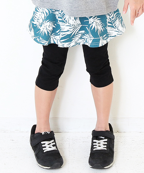 devirock(デビロック)の「全14柄 ポケット付6分丈レギンス付フレアスカート スカッツ スカート付レギンス(スカート・キッズ・ブラック/ストライプ/カモフラージュ/パープル/ピンク/ヘザーチャコール/ブルー系その他2/チャコールグレー×ブラック/杢グレー/ブルー系その他/ターコイズブルー/グリーン系その他/ネイビー/ライトイエロー/ブラック系その他/レッド系その他/パープル系その他・90cm/100cm/160cm/150cm/110cm/140cm/130cm/120cm)」の11枚目の写真