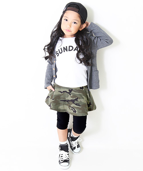 devirock(デビロック)の「全14柄 ポケット付6分丈レギンス付フレアスカート スカッツ スカート付レギンス(スカート・キッズ・ブラック/ストライプ/カモフラージュ/パープル/ピンク/ヘザーチャコール/ブルー系その他2/チャコールグレー×ブラック/杢グレー/ブルー系その他/ターコイズブルー/グリーン系その他/ネイビー/ライトイエロー/ブラック系その他/レッド系その他/パープル系その他・90cm/100cm/160cm/150cm/110cm/140cm/130cm/120cm)」の16枚目の写真