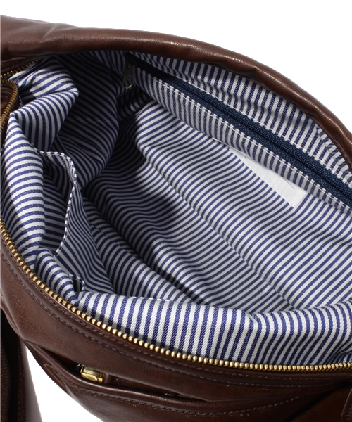 BEAUTY&YOUTH UNITED ARROWS（ビューティーアンドユースユナイテッドアローズ）の「BY フェイク/ゴート 2WAYショルダー ◆（ショルダーバッグ・メンズ・ブラック/ダークブラウン/ダークグリーン・フリー）」の10枚目の写真