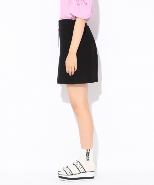 repipi armario(レピピ アルマリオ)の「ZIPカットダイケイスカート(スカート・キッズ・ブラック/イエロー/レッド・LARGE/SMALL/MEDIUM/X-SMALL)」の8枚目の写真