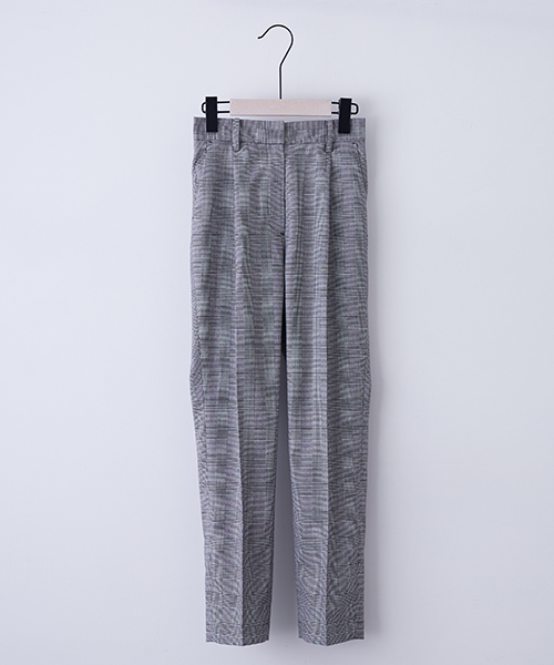 UNITED TOKYO(ユナイテッドトウキョウ)の「チェックワンタックパンツ(スラックス・レディース・マルチ/グレー・1/2)」の8枚目の写真