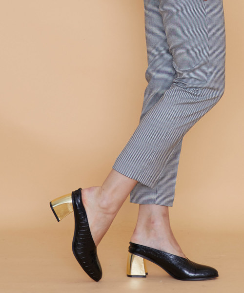 UNITED TOKYO(ユナイテッドトウキョウ)の「チェックワンタックパンツ(スラックス・レディース・マルチ/グレー・1/2)」の12枚目の写真