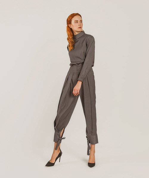CHARLES & KEITH(チャールズ & キース)の「ベーシックポインテッドパンプス / BASIC POINTED PUMPS(パンプス・レディース・ブルーグリーン/シルバー/ブラック・22.5cm/24.5cm/23.5cm/25cm/23cm)」の8枚目の写真