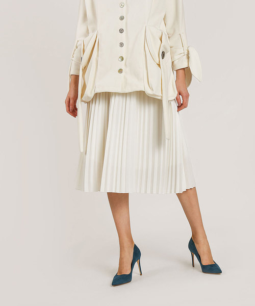 CHARLES & KEITH(チャールズ & キース)の「ベーシックポインテッドパンプス / BASIC POINTED PUMPS(パンプス・レディース・ブルーグリーン/シルバー/ブラック・22.5cm/24.5cm/23.5cm/25cm/23cm)」の9枚目の写真