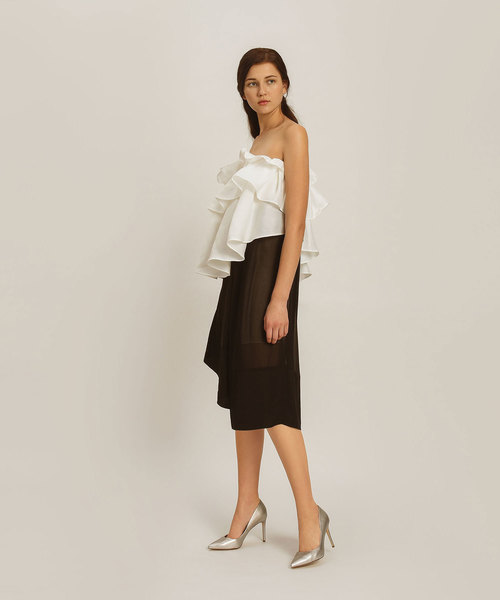 CHARLES & KEITH(チャールズ & キース)の「ベーシックポインテッドパンプス / BASIC POINTED PUMPS(パンプス・レディース・ブルーグリーン/シルバー/ブラック・22.5cm/24.5cm/23.5cm/25cm/23cm)」の19枚目の写真