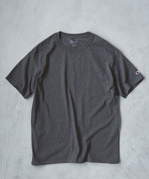 Champion（チャンピオン）の「Champion Authentic T-SHIRTS/ チャンピオン コットン Tシャツ(1/2スリーブ)（Tシャツ/カットソー・メンズ・ブラック/グレー/ヘザーチャコール/ダークグリーン/ホワイト/ネイビー/ワイン/ロイヤルブルー/パープル/レッド/オレンジ/アッシュ/ライトブルー・L/XL/XXL/M/S）」の4枚目の写真
