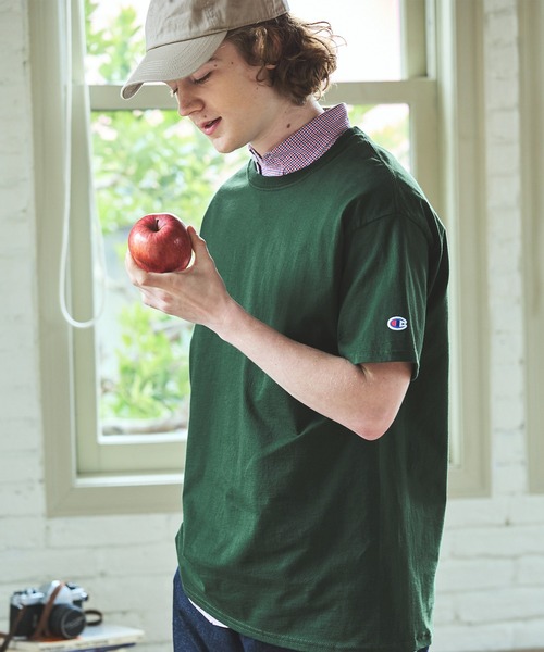 Champion（チャンピオン）の「Champion Authentic T-SHIRTS/ チャンピオン コットン Tシャツ(1/2スリーブ)（Tシャツ/カットソー・メンズ・ブラック/グレー/ヘザーチャコール/ダークグリーン/ホワイト/ネイビー/ワイン/ロイヤルブルー/パープル/レッド/オレンジ/アッシュ/ライトブルー・L/XL/XXL/M/S）」の15枚目の写真