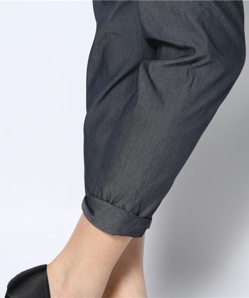 Acienta（アシエンタ）の「ギャザーシャンブレーPT（その他パンツ・レディース・ベージュ/ネイビー・LARGE/MEDIUM）」の8枚目の写真