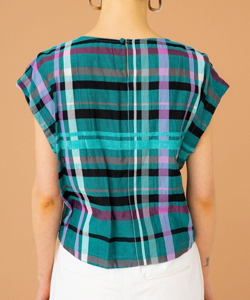 UNITED TOKYO（ユナイテッドトウキョウ）の「チェックギャザーブラウス（シャツ/ブラウス・レディース・グリーン/ブラック・1）」の5枚目の写真