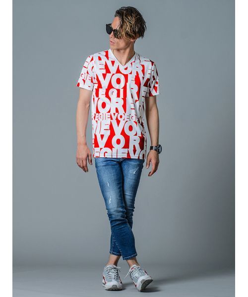 REGIEVO(レジエボ)の「【REGIEVO】REGIEVOロゴ総柄VネックTシャツ(Tシャツ/カットソー・メンズ・ホワイト/ブラック/オレンジ・MEDIUM/LARGE/SMALL/X-LARGE)」の10枚目の写真