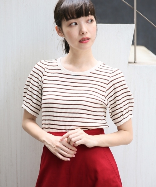 LOWRYS FARM（ローリーズファーム）の「リブタックＴシャツ　803219（Tシャツ/カットソー・レディース・オフホワイト/ブラック/ベージュ系その他/パープル系その他/マルチ・MEDIUM/LARGE）」の5枚目の写真