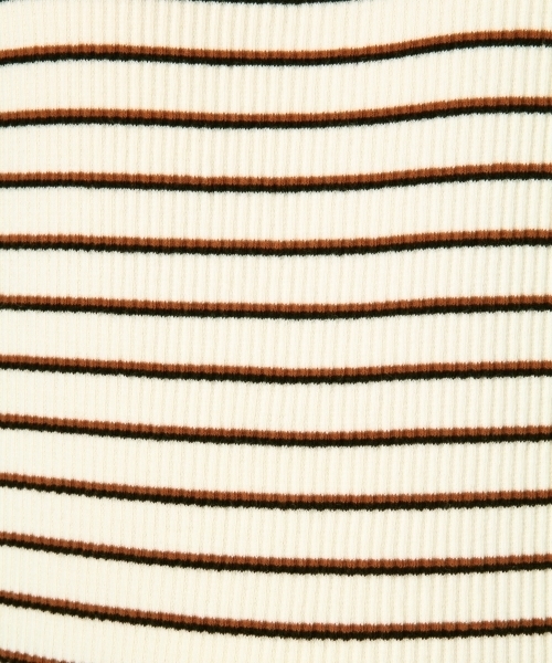 LOWRYS FARM（ローリーズファーム）の「リブタックＴシャツ　803219（Tシャツ/カットソー・レディース・オフホワイト/ブラック/ベージュ系その他/パープル系その他/マルチ・MEDIUM/LARGE）」の17枚目の写真