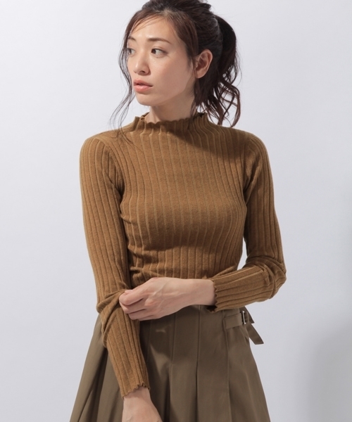 laboratory work（ラボラトリーワーク）の「スカラップネックリブニット（ニット/セーター・レディース・ブラック/ブラウン/オフホワイト/ブルーグリーン/パープル/レッド・MEDIUM）」の18枚目の写真