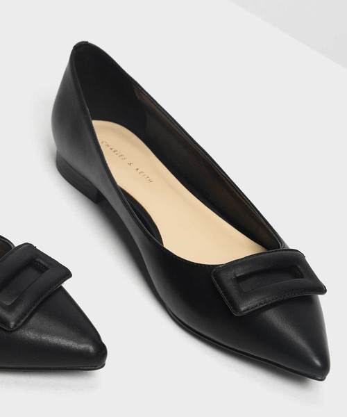 CHARLES & KEITH（チャールズ & キース）の「ラップ バックルディテールバレリーナ / Wrapped Buckle Detail Ballerinas（バレエシューズ・レディース・ブラック/スモークピンク/ブラック系その他2・22.5cm/23cm/23.5cm/24.5cm/25cm）」の13枚目の写真