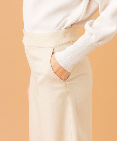 UNITED TOKYO（ユナイテッドトウキョウ）の「リベラルカバーパンツ（スカート・レディース・ネイビー/アイボリー・1/2）」の11枚目の写真