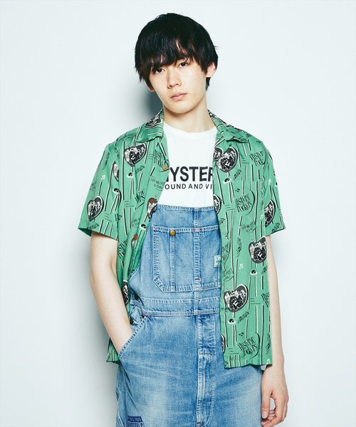 HYSTERIC GLAMOUR(ヒステリックグラマー)の「RUMBLERS総柄 アロハシャツ(シャツ/ブラウス・メンズ・グリーン系その他/ブルー系その他/レッド系その他・LARGE/MEDIUM/SMALL)」の2枚目の写真