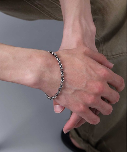 LION HEART（ライオンハート）の「“HOWL”タテガミロールブレスレット/シルバー925【LION HEART / ライオンハート】（ブレスレット・メンズ・シルバー・19.5cm/ONE SIZE）」の14枚目の写真