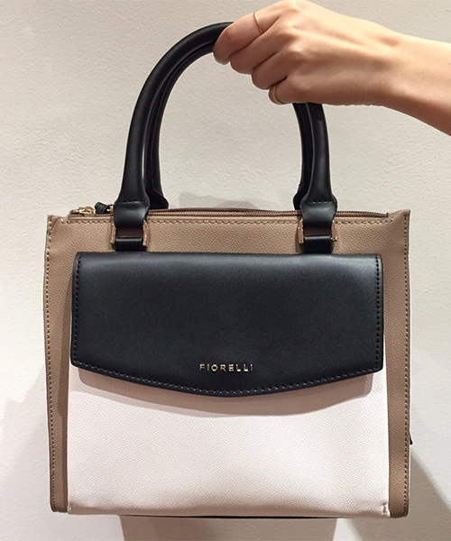 送料無料キャンペーン Fiorelli 定番ミニバッグ高い品質