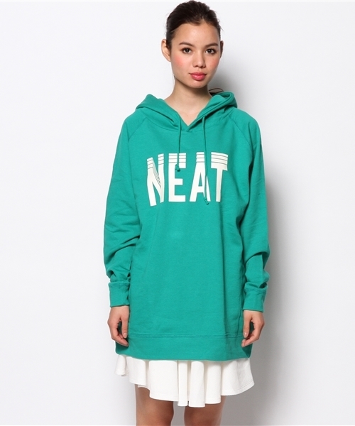 VENCEEXCHANGE(ヴァンスエクスチェンジ)の「NEAT PT BIG PK(パーカー・レディース・グレー/グリーン/レッド・MEDIUM)」の4枚目の写真