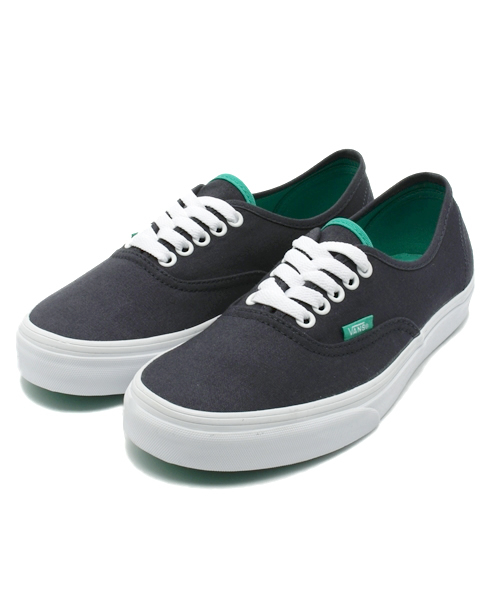 BEAMS BOY（ビームスボーイ）の「VANS / AUTHENTIC 14SS ②（スニーカー・レディース・ブラック/ネイビー/サックスブルー・5h/6/5/6h/7）」の2枚目の写真