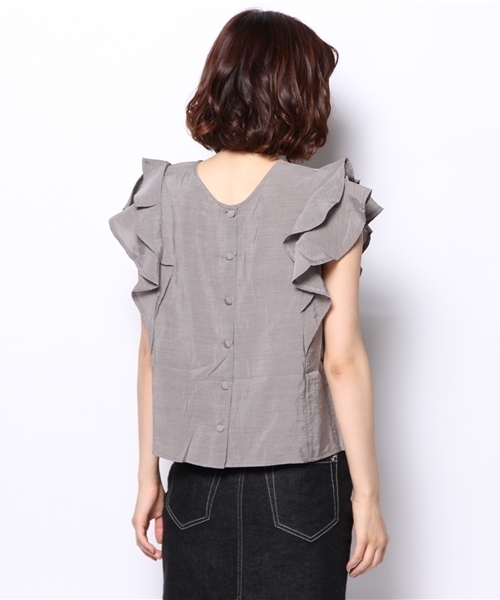 mystic(ミスティック)の「肩フリルパフスリーブプルオーバー(シャツ/ブラウス・レディース・グリーン/ブラック/ベージュ/オフホワイト/ピンク・フリ-)」の12枚目の写真