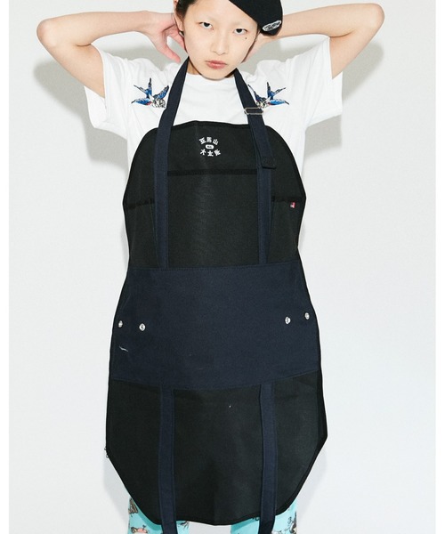 AlexanderLeeChang（アレキサンダーリーチャン）の「AlexanderLeeChang/アレキサンダーリーチャン ＡＰＲＯＮ　ＴＯＴＥ　２（トートバッグ・メンズ・オレンジ/ホワイト/ブラック・ONE SIZE）」の2枚目の写真