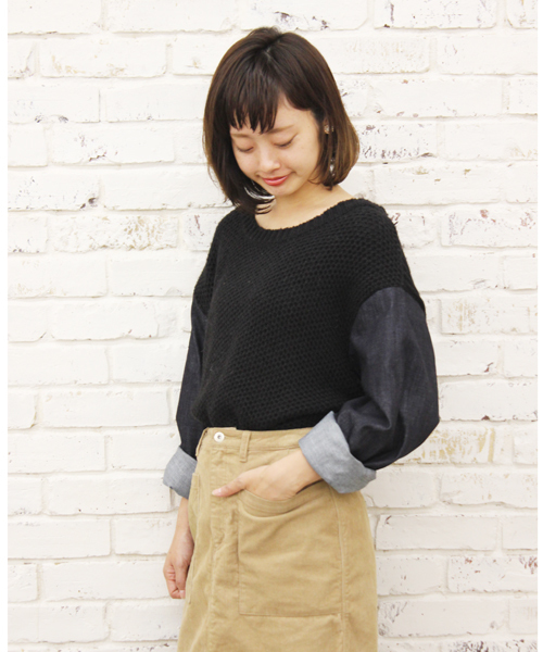 Kastane（カスタネ）の「【Kastane】デニム袖ニットプルオーバー（ニット/セーター・レディース・ホワイト/ブラック/グレー・FREE）」の2枚目の写真