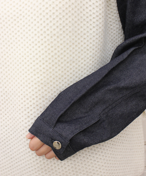 Kastane（カスタネ）の「【Kastane】デニム袖ニットプルオーバー（ニット/セーター・レディース・ホワイト/ブラック/グレー・FREE）」の8枚目の写真