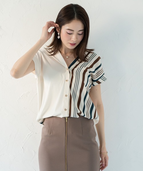 LOUNGEDRESS（ラウンジドレス）の「バイカラーフレンチブラウス（シャツ/ブラウス・レディース・ベージュ/アイボリー・FREE）」の4枚目の写真