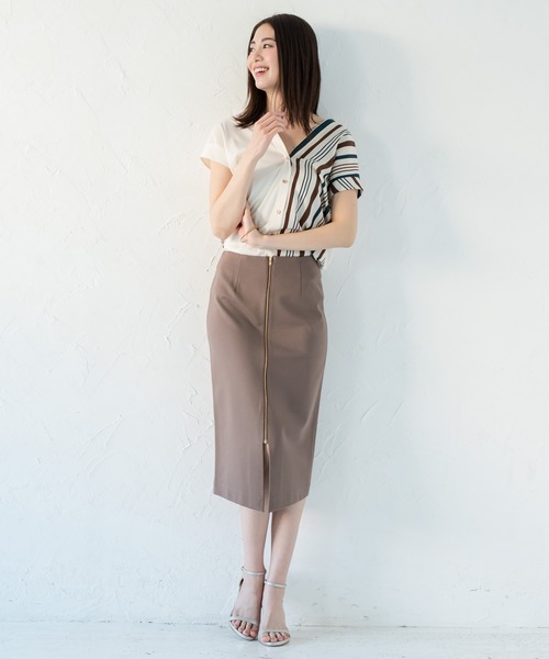 LOUNGEDRESS（ラウンジドレス）の「バイカラーフレンチブラウス（シャツ/ブラウス・レディース・ベージュ/アイボリー・FREE）」の11枚目の写真