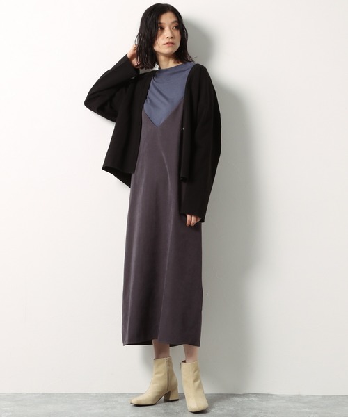 LAKOLE(ラコレ)の「エコスエードキャミソールワンピース / LAKOLE(ワンピース・レディース・ベージュ/チャコール/サンドグレー・MEDIUM/SMALL)」の6枚目の写真