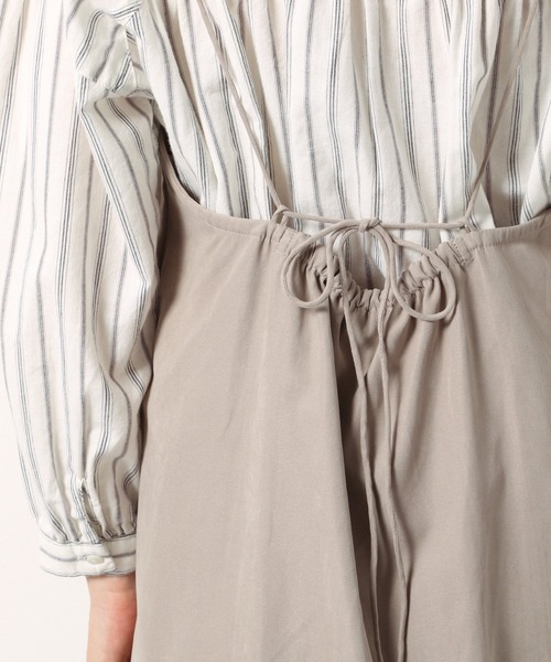 LAKOLE(ラコレ)の「エコスエードキャミソールワンピース / LAKOLE(ワンピース・レディース・ベージュ/チャコール/サンドグレー・MEDIUM/SMALL)」の15枚目の写真