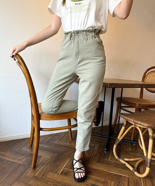 shopnikoniko(ショップニコニコ)の「ウエストフリル マムパンツ テーパードパンツ(その他パンツ・レディース・パープル/ナチュラル/カーキ/ピンク・S/M)」の1枚目の写真