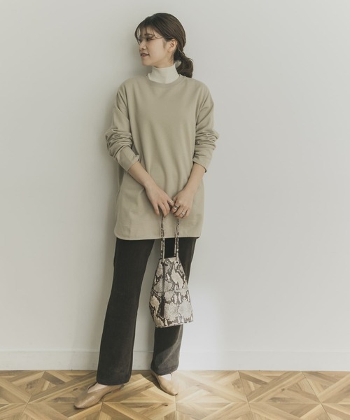 URBAN RESEARCHミニ裏毛ラウンドヘムカットソー URBAN RESEARCH（アーバンリサーチ）の「ミニ裏毛ラウンドヘム