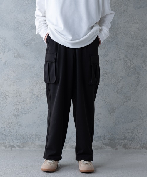 UNIIT(ユニット)の「【UNIIT】T/Rツイルワイドカーゴパンツ ワイドシルエット ポケット付き 無地 ウエスト紐仕様(カーゴパンツ・メンズ・ベージュ/ブラック/カーキ・LARGE/MEDIUM)」の13枚目の写真