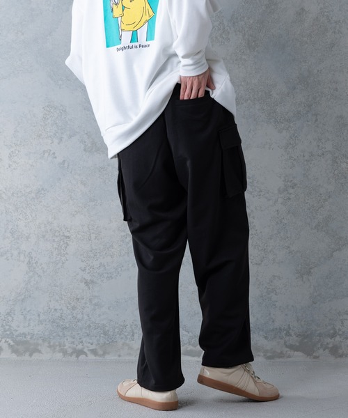 UNIIT(ユニット)の「【UNIIT】T/Rツイルワイドカーゴパンツ ワイドシルエット ポケット付き 無地 ウエスト紐仕様(カーゴパンツ・メンズ・ベージュ/ブラック/カーキ・LARGE/MEDIUM)」の16枚目の写真