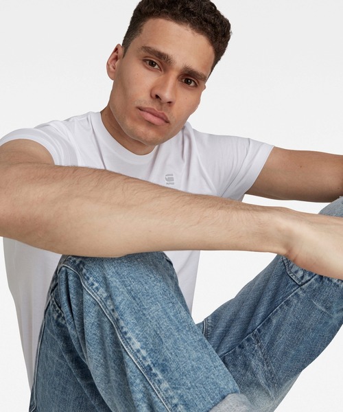 G-STAR（ジースター）の「BASE-S T-SHIRT/ワンポイント/ロゴ（Tシャツ/カットソー・メンズ・ホワイト/ダークブラック/ダークブルー・SMALL/MEDIUM/LARGE/X-SMALL/X-LARGE/XX-LARGE）」の6枚目の写真