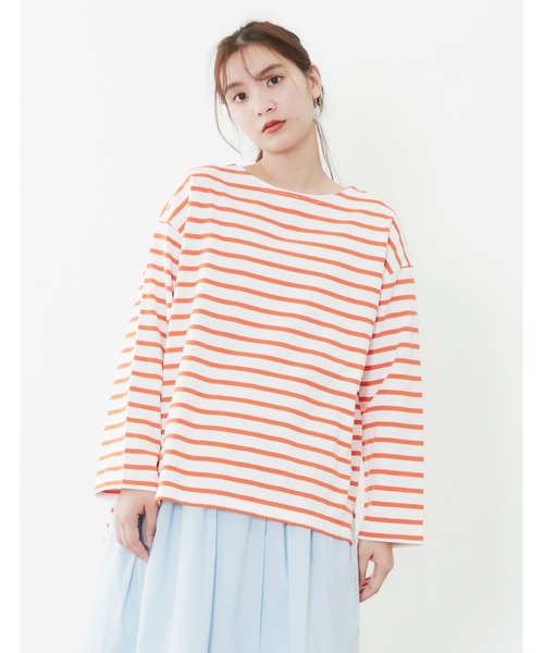 POU DOU DOU(プードゥドゥ)の「ボーダーボートネックトップス(Tシャツ/カットソー・レディース・ネイビー/オレンジ/ブルー・3)」の11枚目の写真