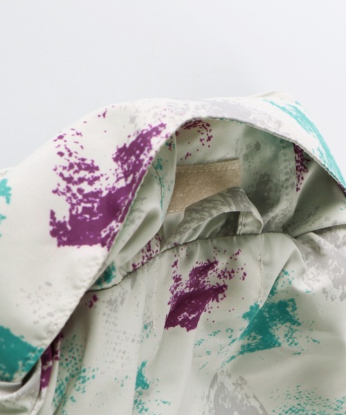 RADCHAP（ラッドチャップ）の「総柄ウィンドブレーカー（ナイロンジャケット・キッズ・アイボリー/チャコールグレー・110cm/150cm/100cm/140cm/130cm/90cm/120cm）」の16枚目の写真