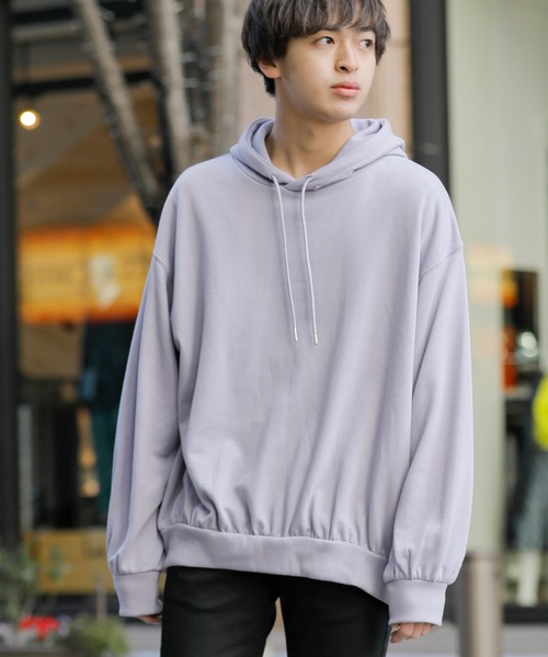 Beno（ビーノ）の「ライト裏毛 サイドジップ スリット バルーンスリーブ ルーズシルエット プルオーバー パーカー フーディー（パーカー・メンズ・アイボリー/ライトグリーン/コーラルピンク/ブラック/ピンクベージュ/ラベンダー・M/L）」の5枚目の写真