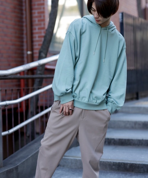 Beno（ビーノ）の「ライト裏毛 サイドジップ スリット バルーンスリーブ ルーズシルエット プルオーバー パーカー フーディー（パーカー・メンズ・アイボリー/ライトグリーン/コーラルピンク/ブラック/ピンクベージュ/ラベンダー・M/L）」の21枚目の写真