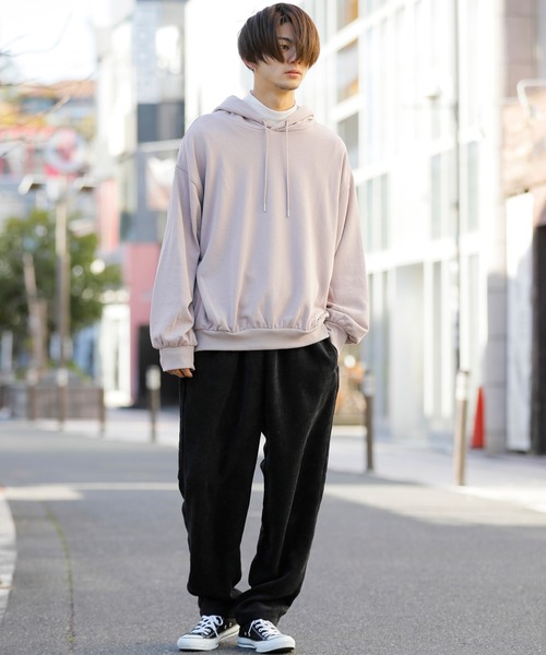 Beno（ビーノ）の「ライト裏毛 サイドジップ スリット バルーンスリーブ ルーズシルエット プルオーバー パーカー フーディー（パーカー・メンズ・アイボリー/ライトグリーン/コーラルピンク/ブラック/ピンクベージュ/ラベンダー・M/L）」の8枚目の写真