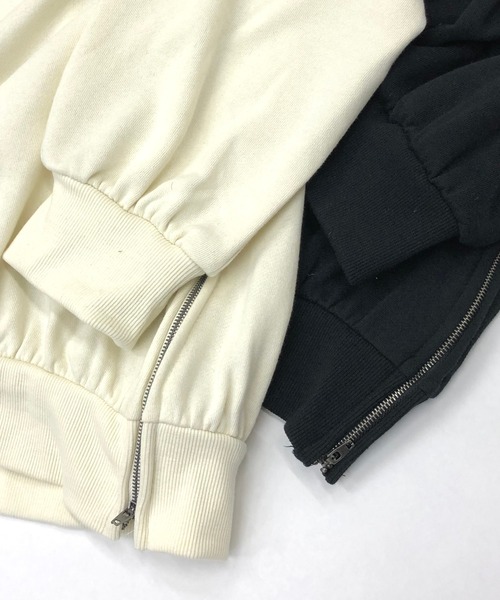 Beno（ビーノ）の「ライト裏毛 サイドジップ スリット バルーンスリーブ ルーズシルエット プルオーバー パーカー フーディー（パーカー・メンズ・アイボリー/ライトグリーン/コーラルピンク/ブラック/ピンクベージュ/ラベンダー・M/L）」の11枚目の写真