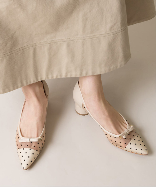 ベージュ メッシュ ポインテッドトゥパンプス　23.5センチ 68725X3I-250207_L.jpg