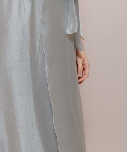 flower（フラワー）の「ウォータリーラップスカート2（スカート・レディース・ベージュ/グレー・FREE）」の12枚目の写真