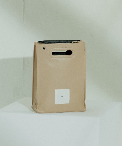 Daily russet（デイリー ラシット）の「【ani.】ワンハンドショルダーバッグ（ショルダーバッグ・レディース・ブラック/ベージュ・FREE）」の8枚目の写真