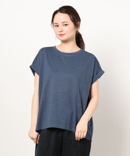 JEANS MATE(ジーンズメイト)の「袖ロールカフラウンドヘムTシャツ 汗染み防止加工素材 前後差 ビッグシルエット/オーバーサイズ(Tシャツ/カットソー・レディース・ホワイト/ブラック/ネイビー/ブラウン/カーキ/サックスブルー/ブルー/ライトグリーン/ピンク系その他/ライトベージュ・MEDIUM/LARGE)」の10枚目の写真